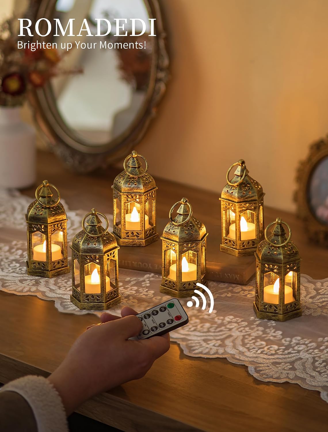 Pack of 10 Vintage Gold Mini Lanterns with Flickering LED and Remote